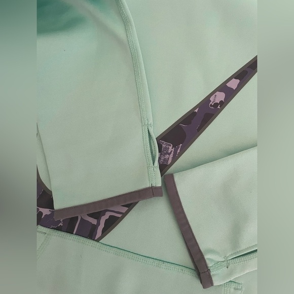 Nike teal Hoodie with thumb holes and funnel neck - Picture 3 of 6